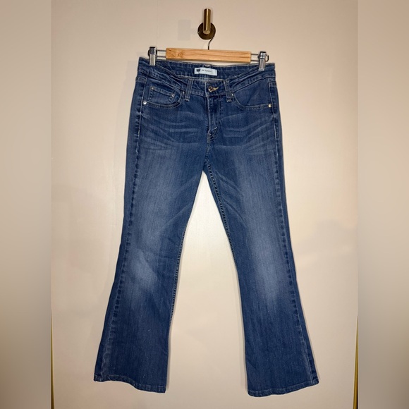 Levi’s 518 Superlow 28 - Picture 1 of 9